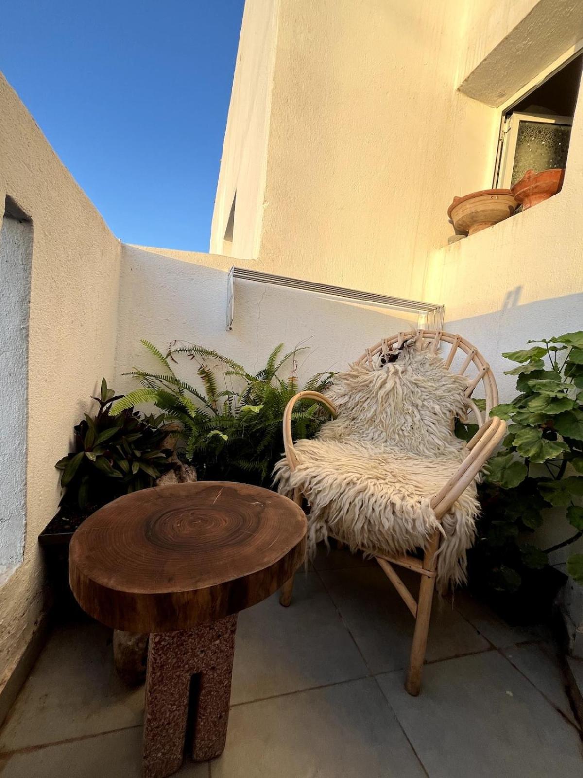 Artist In Anza Apartment Agadir